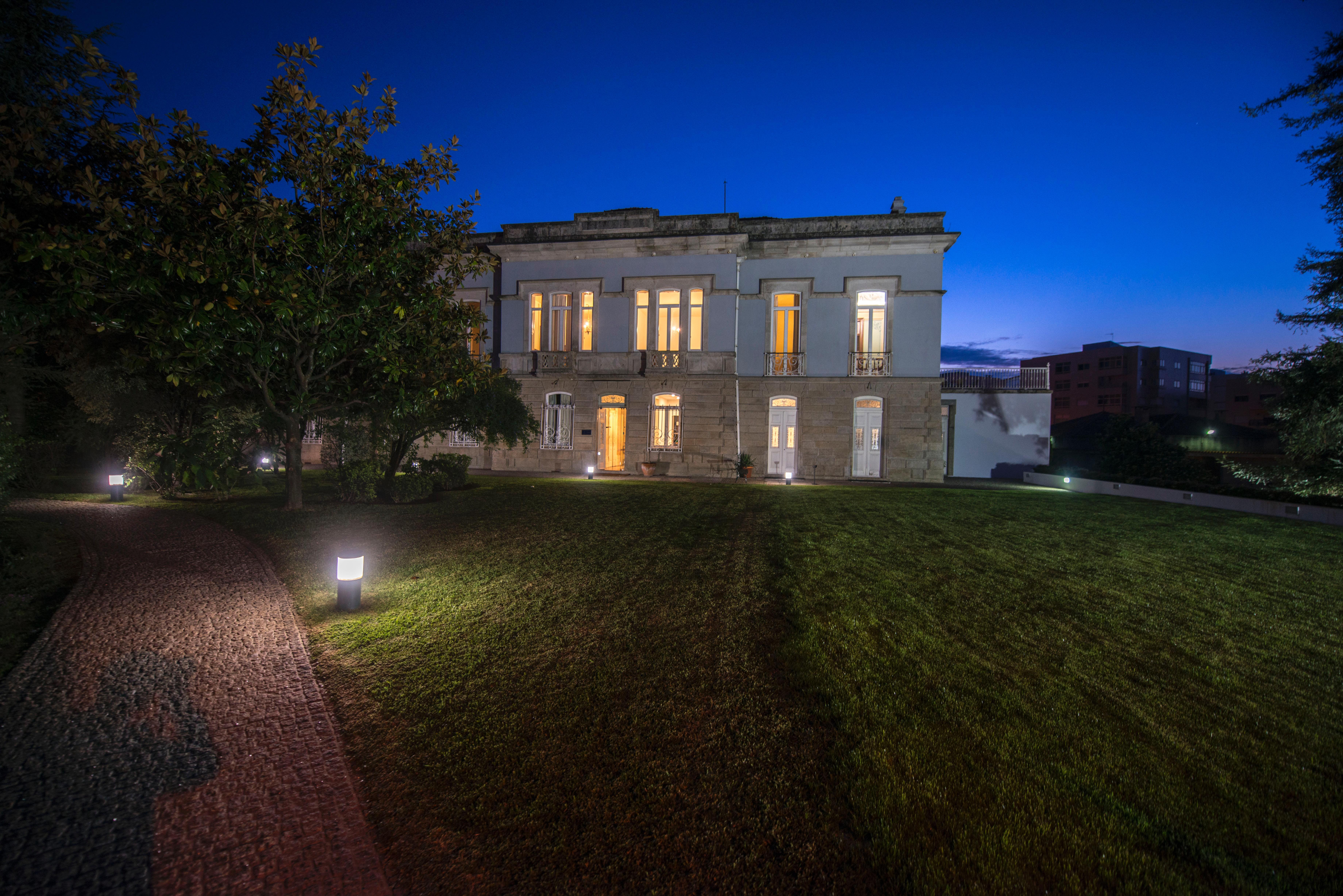 Hotel Villa Garden Брага Экстерьер фото